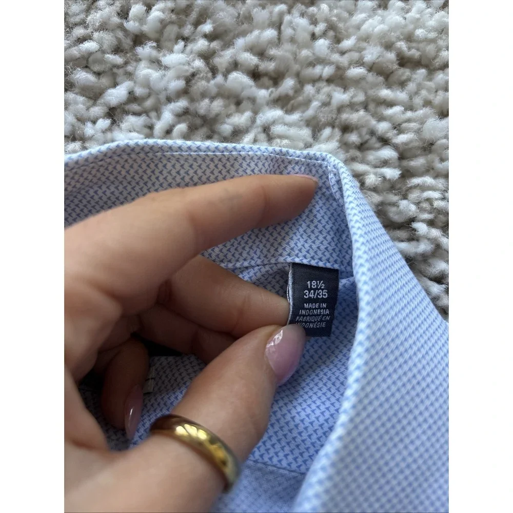 Mens Van‎ Heusen Regular Fit Blue Button Up Long Sleeve Shirt Size 34/35